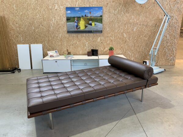 Verkocht, sorry! KNOLL MIES VAN DER ROHE DAYBED