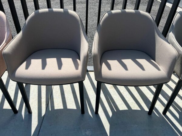 SOFTSHELL CHAIR VITRA LICHTGRIJS