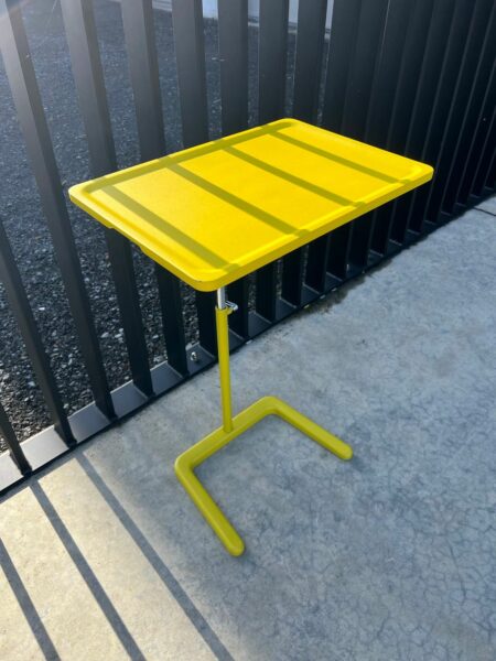 Verkocht, sorry ! NESTABLE VITRA