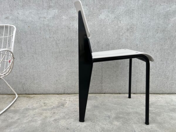 VITRA PROUVE STANDARD CHAIR – SHOWROOMMODEL