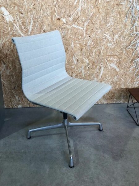 EAMES EA101 VITRA