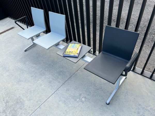 OP TRAVERSE .04 VITRA VAN SEVEREN – PRIJS GEDAALD