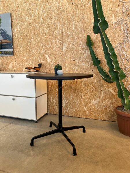 EAMES VITRA CONTRACT TABLE, showroommodel