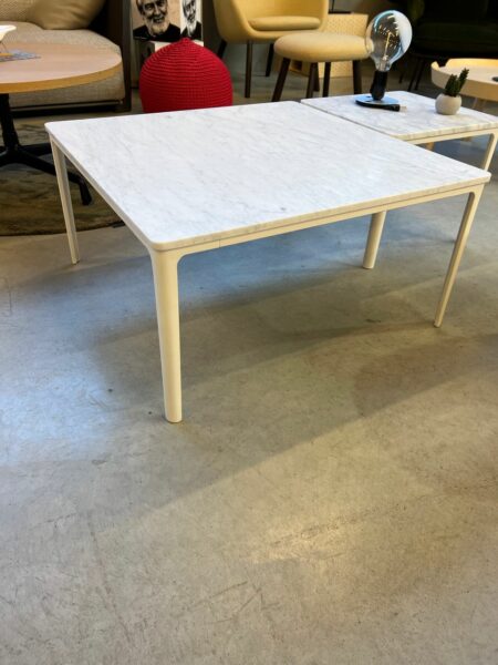PLATE TABLE MARMER, VITRA, 370x710x710 mm – showroommodel