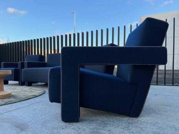 CASSINA UTRECHT FAUTEUIL 1-ZIT