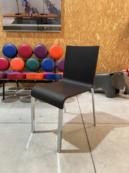 MVS .03 VITRA STOEL MET CHROOM