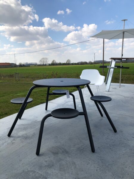 EXTREMIS VIRUS TUINTAFEL, GLOEDNIEUW!, 3-zit, 4-zit, 5-zit + ev. rugleuningen