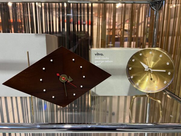 VITRA DIAMOND CLOCK, ongebruikt