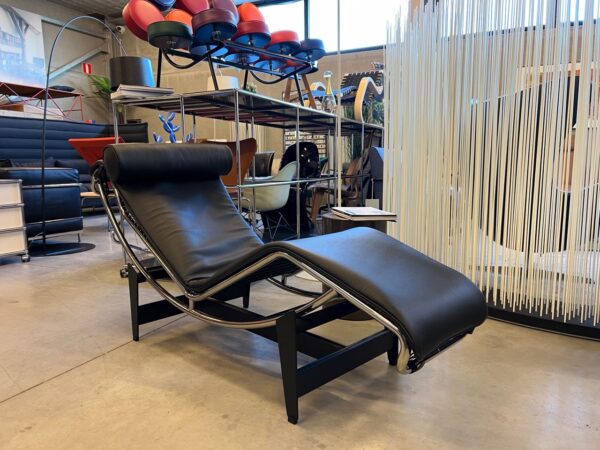 CASSINA LC4 CHAISE LONGUE