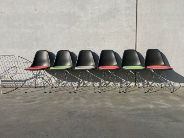 VITRA EAMES DSR STOEL – SET VAN 6