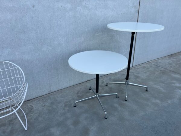 VITRA EAMES SEGMENTED TABLE