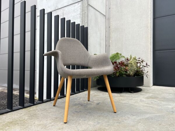 VITRA ORGANIC READING CHAIR – SHOWROOMMODEL
